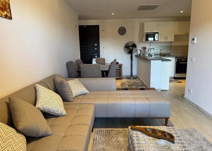 Sun & Fun Aldau Heights One Bedroom In Apartment *